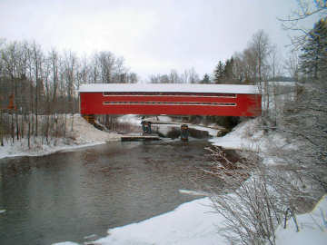 Beauséjour Bridge photo by Andr´ Boulianne, Sept. 2, 2005