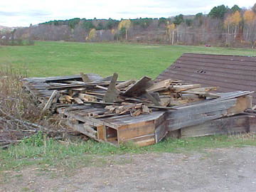 Twigg-Smith Bridge. Photo by David
Guay, October 29, 2001
