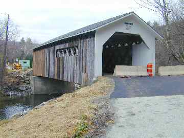 Comstock Bridge. Photo by Joe Nelson, Nov. 6, 2003