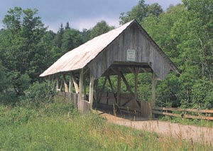 Greenbank Hollow Bridge. Photo by Joe
Nelson, 1997, featured in 'Spanning Time'
