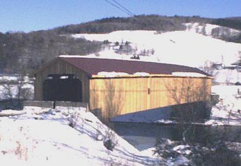 Hamden Bridge. Photo by Dick Wilson,
01/13/01