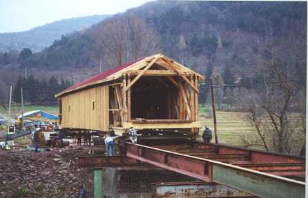 Hamden Bridge. Photo by Irma Petras,
Nov., 2000