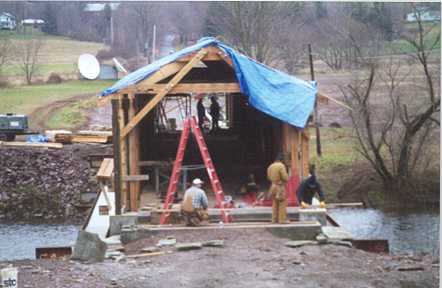 Hamden Bridge. Photo by Irma Petras,
Nov., 2000