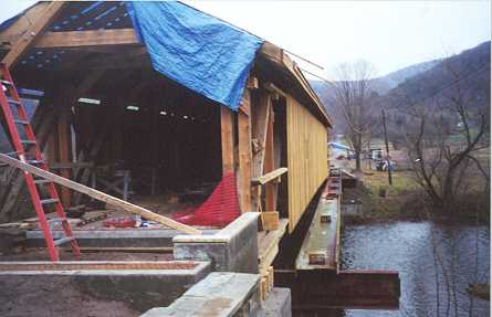 Hamden Bridge. Photo by
Irma Petras, Nov., 2000