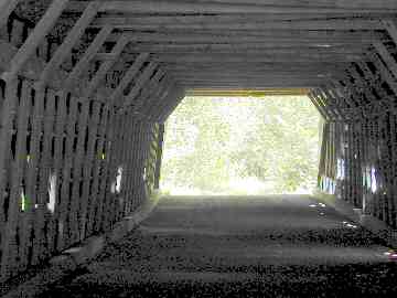 Hammond Bridge. Photo by Joe Nelson, Aug. 19, 2003