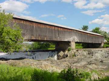 Haverhill-Bath Covered Bridge. Photo submitted by Sean T. James 8-14-02