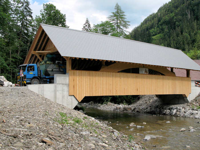Kemmeriboden Bridge. Photo by Konrad Meyer-Usteri
August 2009