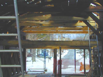 Maple Street Bridge.
Photo by Joe Nelson January 23, 2002