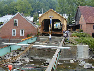 Mill Bridge at Tunbridge: Photo by
Joe Nelson, 7/3/00