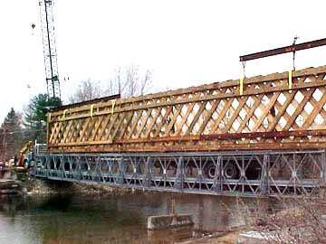 Paper Mill Bridge Rehabilitation: Photo by
David Guay, 4/6/00