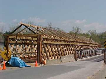 Paper Mill Bridge Rehabilitation: Photo by
David Guay, 5/8/00