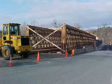 Paper Mill Bridge Rehabilitation: Photo by
David Guay, 4/20/00