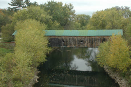 Hammond Bridge. Photo by Richard StPeter, October, 2007