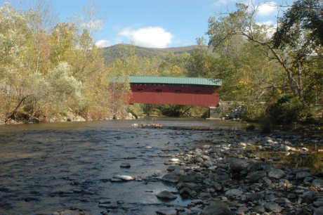 Bridge on the Green. Photo by Richard StPeter, October, 2007
