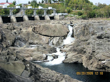 Grand Falls. Photo by the Keatings
September 20, 2009