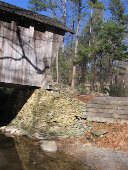 Pisgah Bridge. Photo by Tom Keating
November 28, 2009