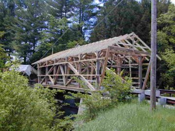 New Power House Bridge. Photo by Joe Nelson, June 3,
2002