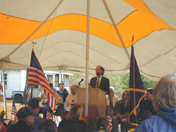 Slate Bridge Grand Opening. Photo by Jim
Smedley, October 6, 2001