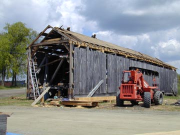Browns River Bridge. Photo by Joe Nelson,
May 14, 2001