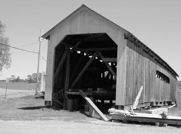 Westford Bridge. Photo by Joe Nelson
5-18-01